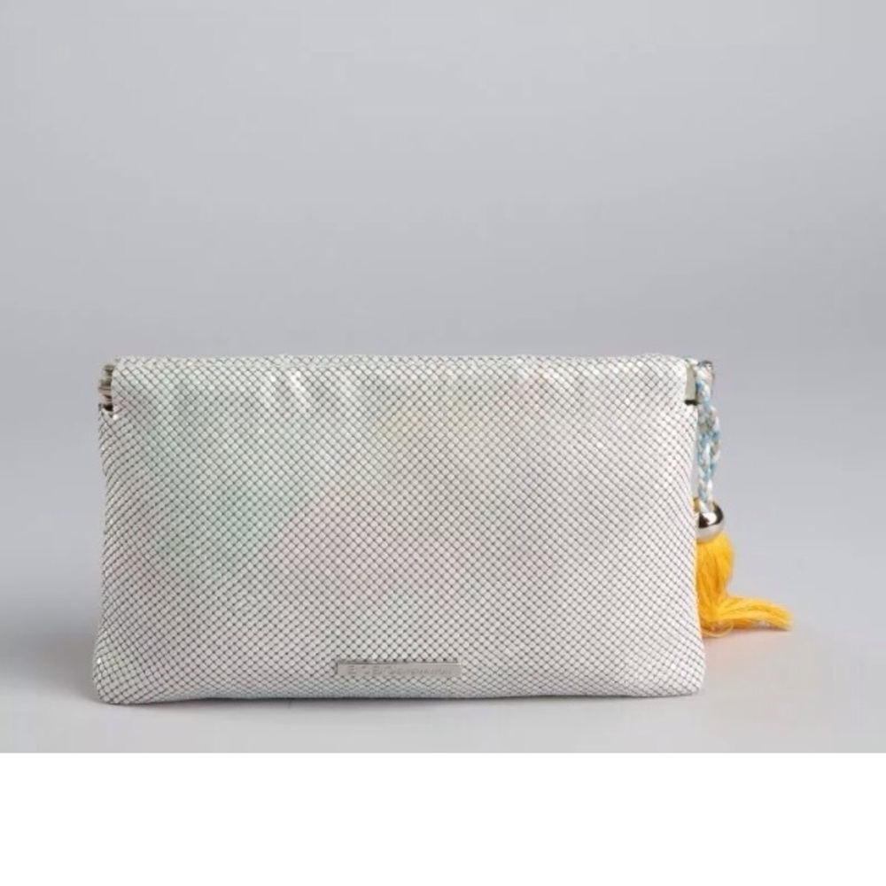 BCBGENERATION CLUTCH PURSE EVENING BAG METAL MESH